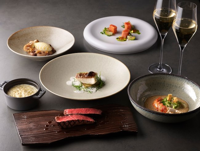 ウェスティンホテル横浜　横浜ホテル　横浜レストラン　みなとみらい　食事　ホテルダイニング